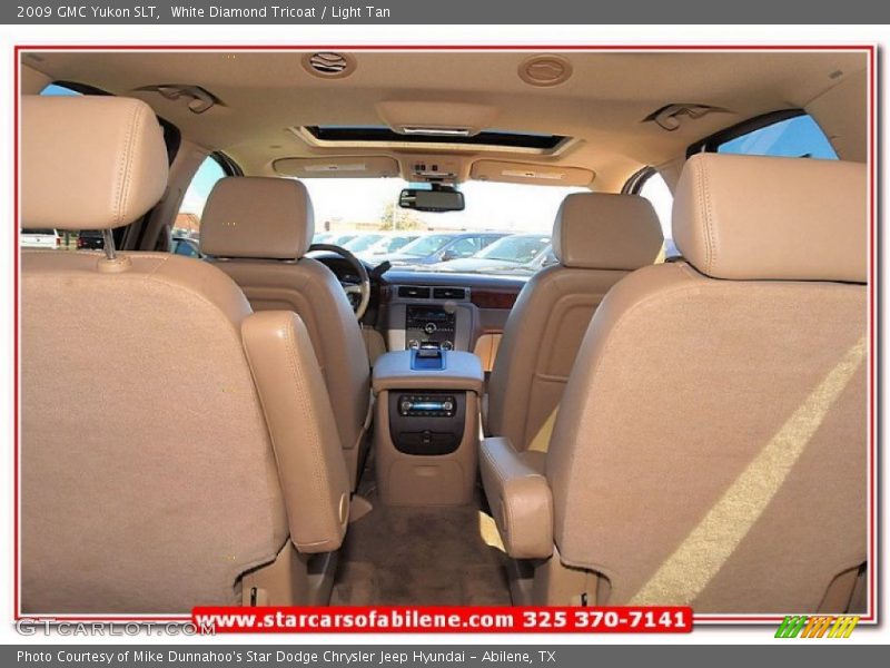 White Diamond Tricoat / Light Tan 2009 GMC Yukon SLT