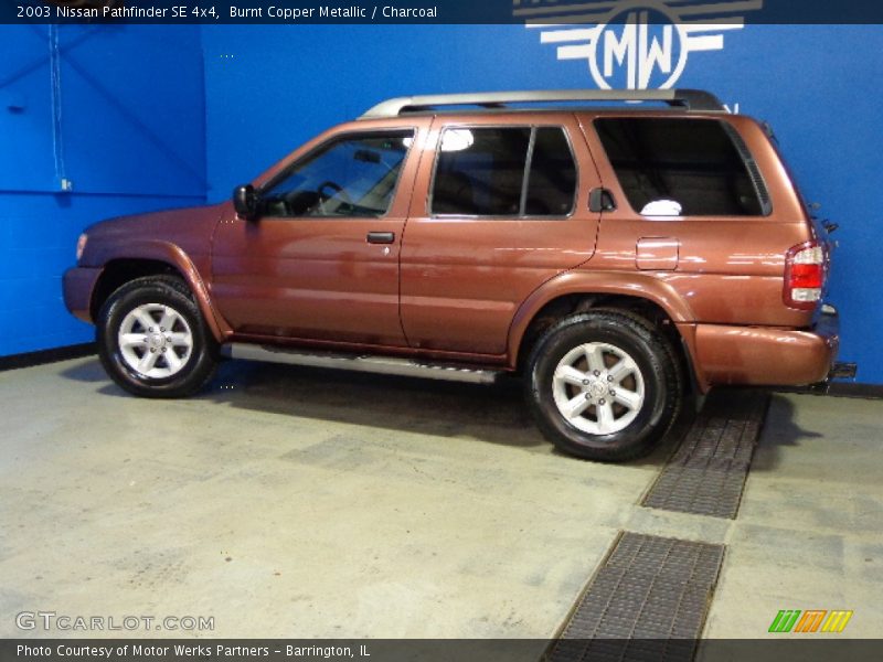 Burnt Copper Metallic / Charcoal 2003 Nissan Pathfinder SE 4x4