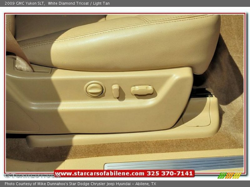 White Diamond Tricoat / Light Tan 2009 GMC Yukon SLT