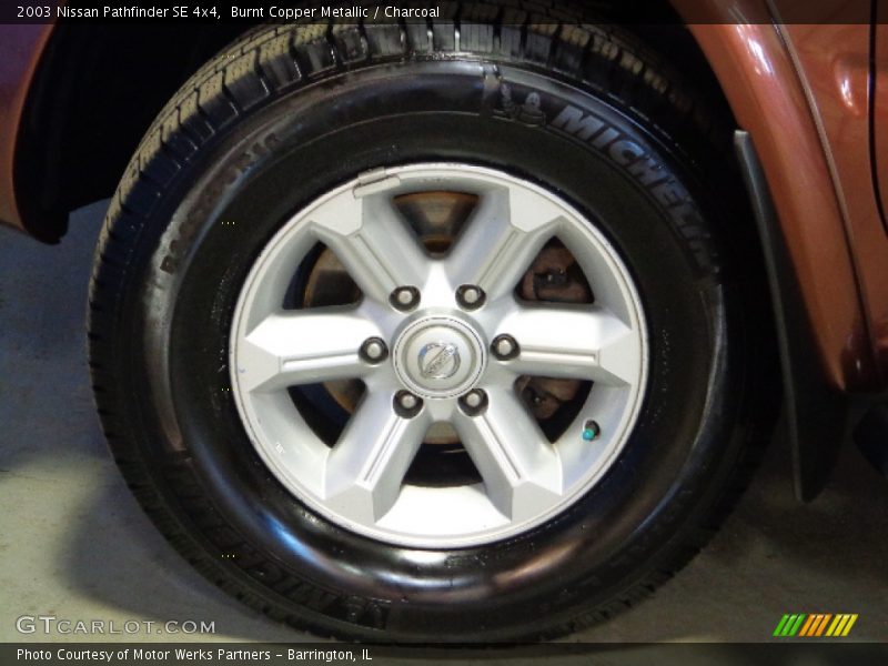 Burnt Copper Metallic / Charcoal 2003 Nissan Pathfinder SE 4x4