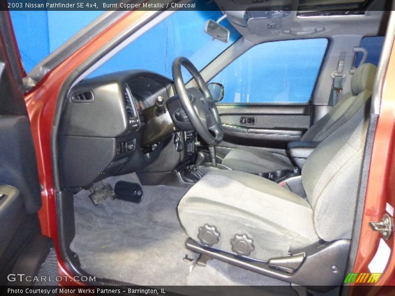 Burnt Copper Metallic / Charcoal 2003 Nissan Pathfinder SE 4x4