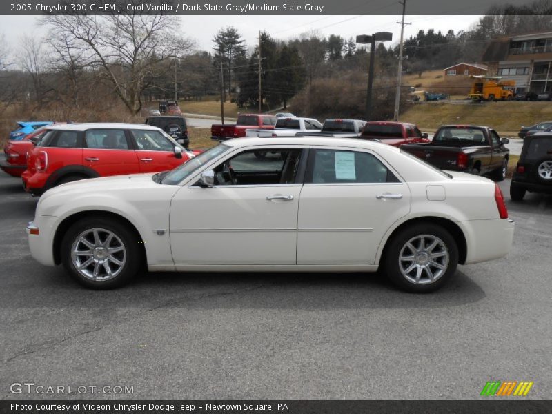 Cool Vanilla / Dark Slate Gray/Medium Slate Gray 2005 Chrysler 300 C HEMI