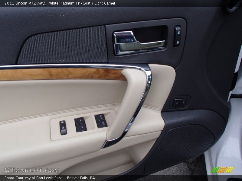 White Platinum Tri-Coat / Light Camel 2011 Lincoln MKZ AWD