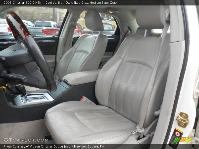 Cool Vanilla / Dark Slate Gray/Medium Slate Gray 2005 Chrysler 300 C HEMI