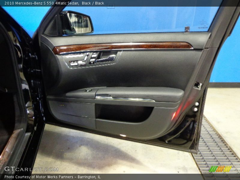 Black / Black 2010 Mercedes-Benz S 550 4Matic Sedan