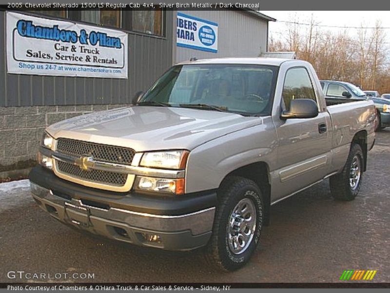 Silver Birch Metallic / Dark Charcoal 2005 Chevrolet Silverado 1500 LS Regular Cab 4x4