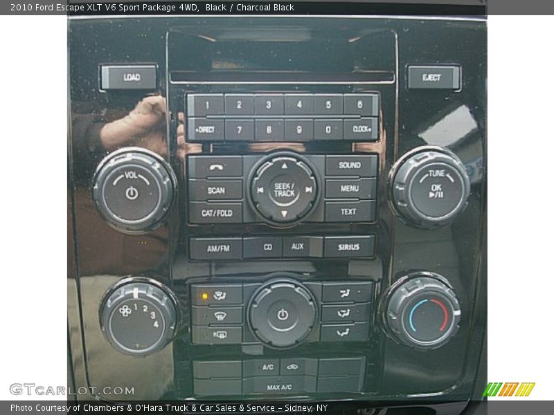 Controls of 2010 Escape XLT V6 Sport Package 4WD