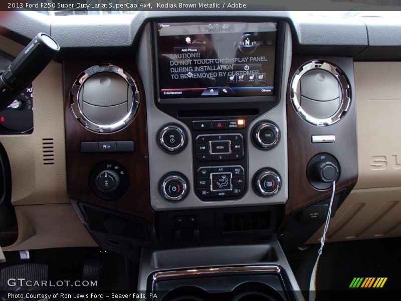 Controls of 2013 F250 Super Duty Lariat SuperCab 4x4