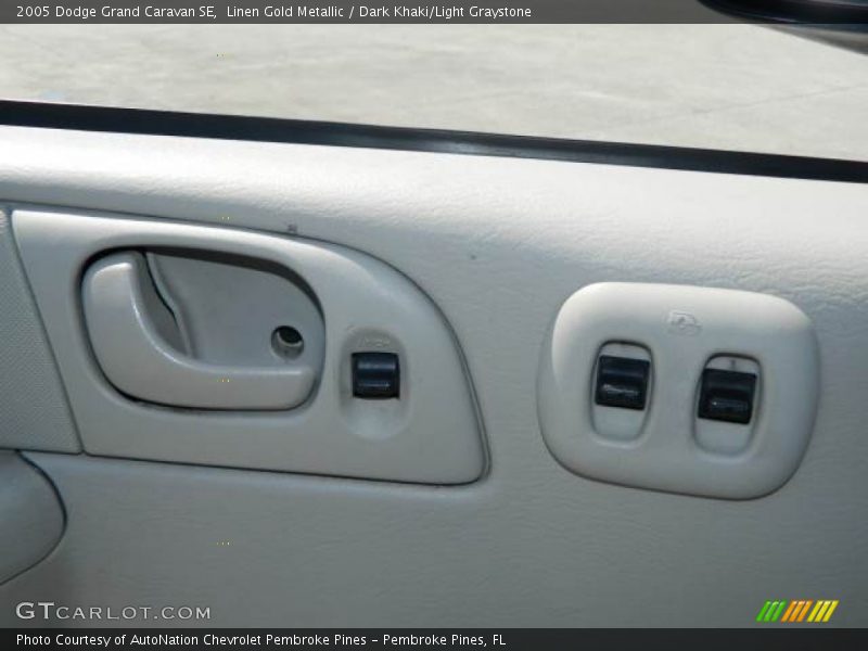 Linen Gold Metallic / Dark Khaki/Light Graystone 2005 Dodge Grand Caravan SE