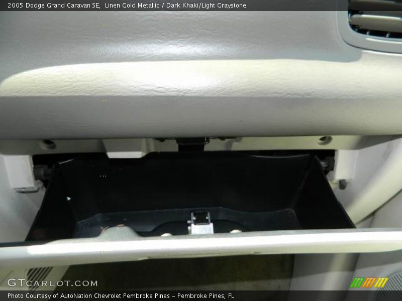 Linen Gold Metallic / Dark Khaki/Light Graystone 2005 Dodge Grand Caravan SE