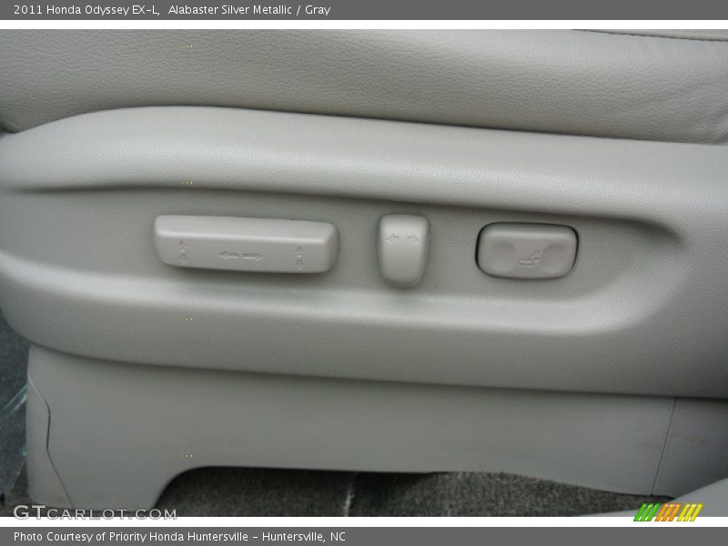 Alabaster Silver Metallic / Gray 2011 Honda Odyssey EX-L