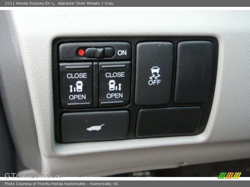 Alabaster Silver Metallic / Gray 2011 Honda Odyssey EX-L