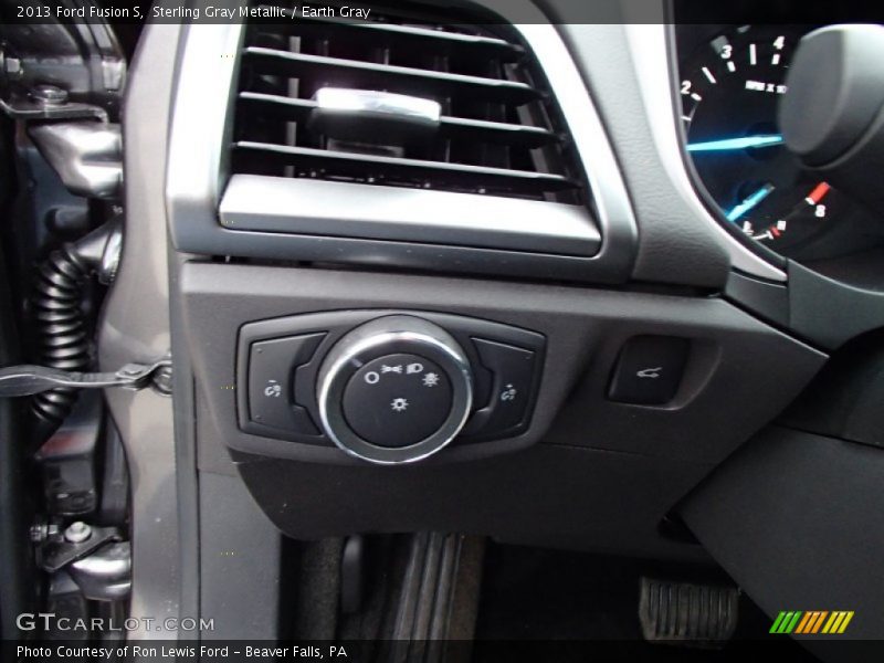 Sterling Gray Metallic / Earth Gray 2013 Ford Fusion S