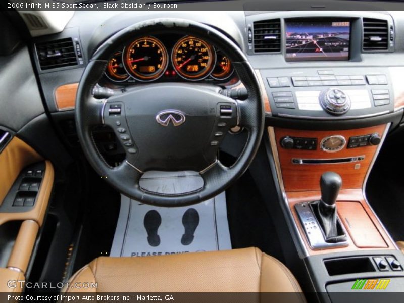 Dashboard of 2006 M 35 Sport Sedan