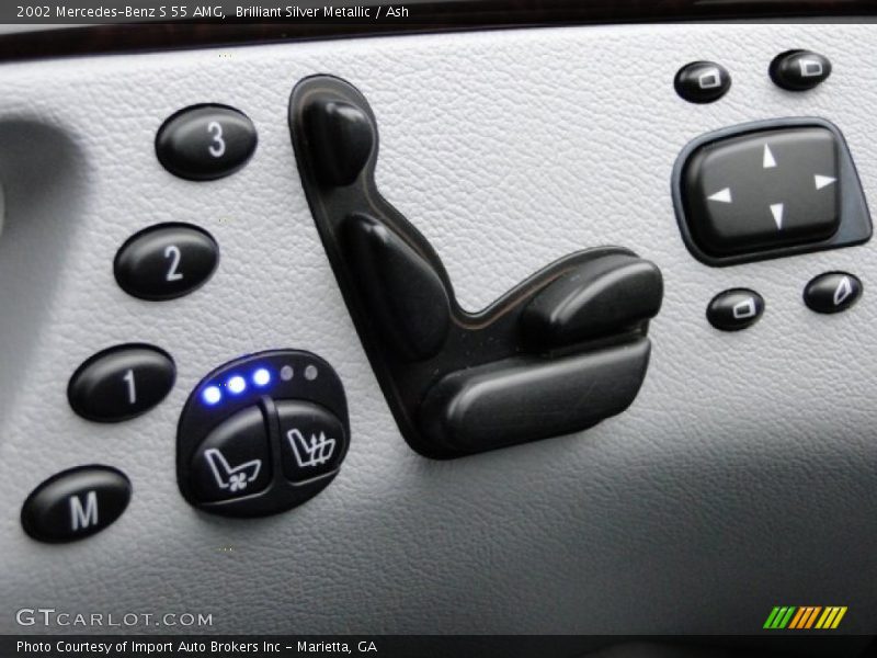 Controls of 2002 S 55 AMG