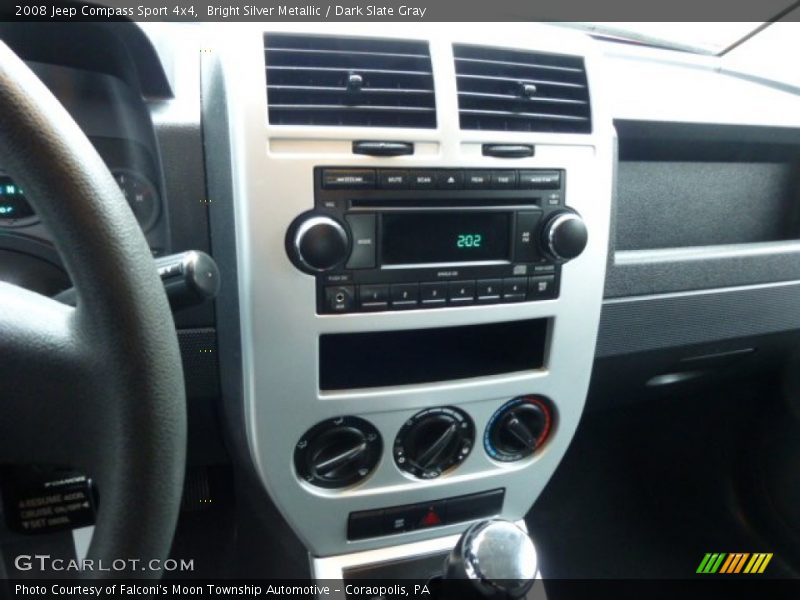 Bright Silver Metallic / Dark Slate Gray 2008 Jeep Compass Sport 4x4