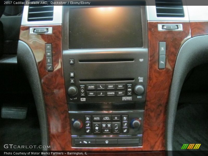 Quicksilver / Ebony/Ebony 2007 Cadillac Escalade AWD