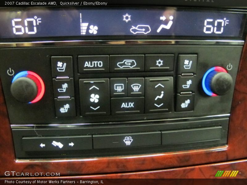 Quicksilver / Ebony/Ebony 2007 Cadillac Escalade AWD