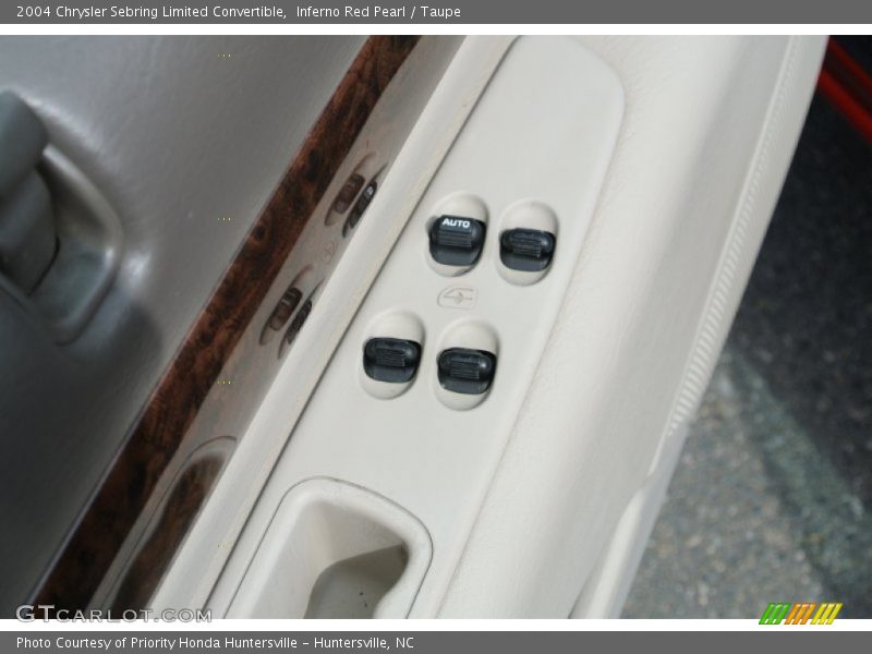 Controls of 2004 Sebring Limited Convertible