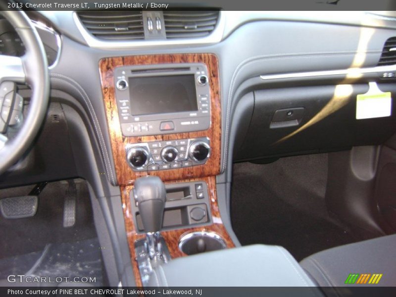 Tungsten Metallic / Ebony 2013 Chevrolet Traverse LT