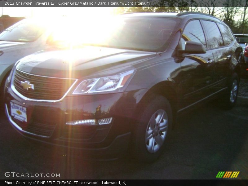 Cyber Gray Metallic / Dark Titanium/Light Titanium 2013 Chevrolet Traverse LS