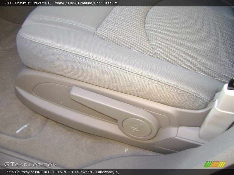White / Dark Titanium/Light Titanium 2013 Chevrolet Traverse LS