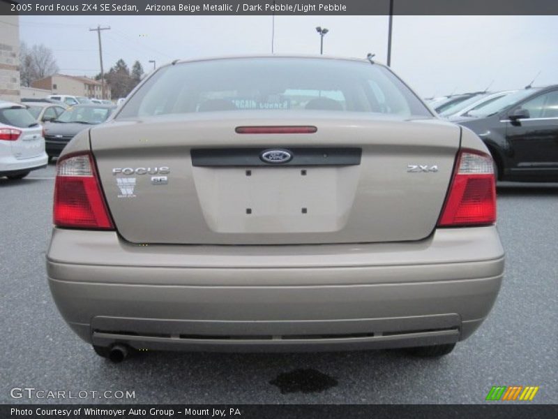 Arizona Beige Metallic / Dark Pebble/Light Pebble 2005 Ford Focus ZX4 SE Sedan