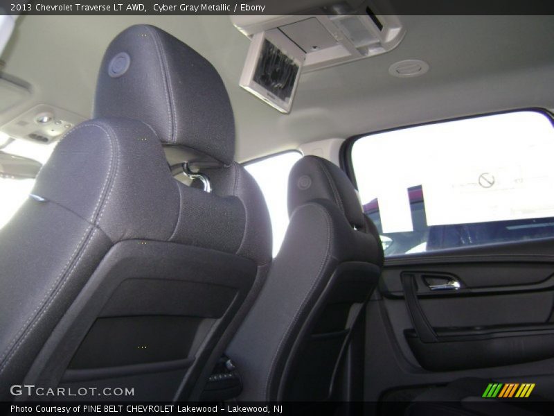 Cyber Gray Metallic / Ebony 2013 Chevrolet Traverse LT AWD