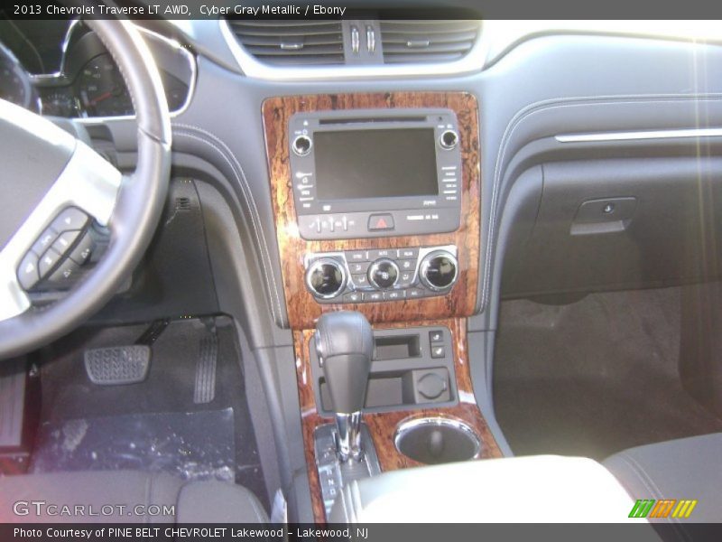 Cyber Gray Metallic / Ebony 2013 Chevrolet Traverse LT AWD