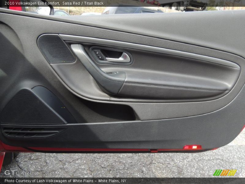 Door Panel of 2010 Eos Komfort