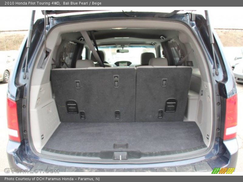  2010 Pilot Touring 4WD Trunk