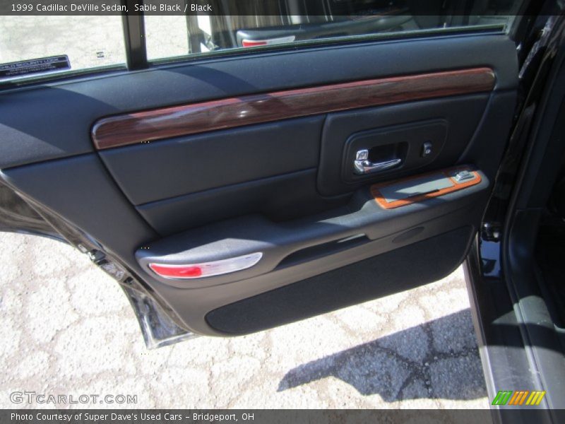 Sable Black / Black 1999 Cadillac DeVille Sedan