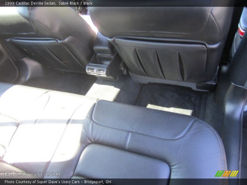 Sable Black / Black 1999 Cadillac DeVille Sedan