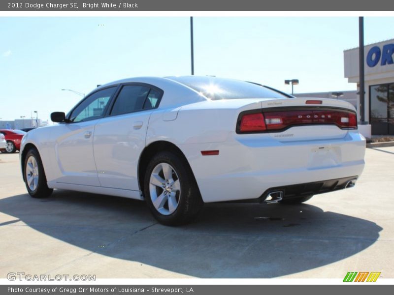 Bright White / Black 2012 Dodge Charger SE