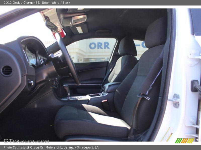 Bright White / Black 2012 Dodge Charger SE