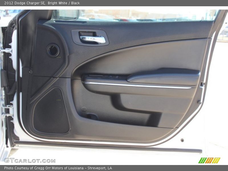 Bright White / Black 2012 Dodge Charger SE
