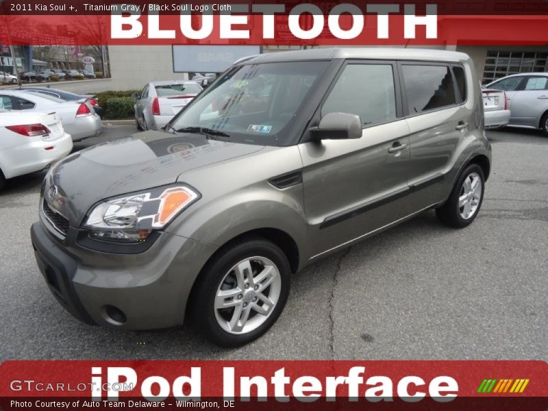 Titanium Gray / Black Soul Logo Cloth 2011 Kia Soul +