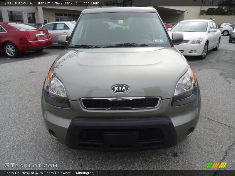 Titanium Gray / Black Soul Logo Cloth 2011 Kia Soul +