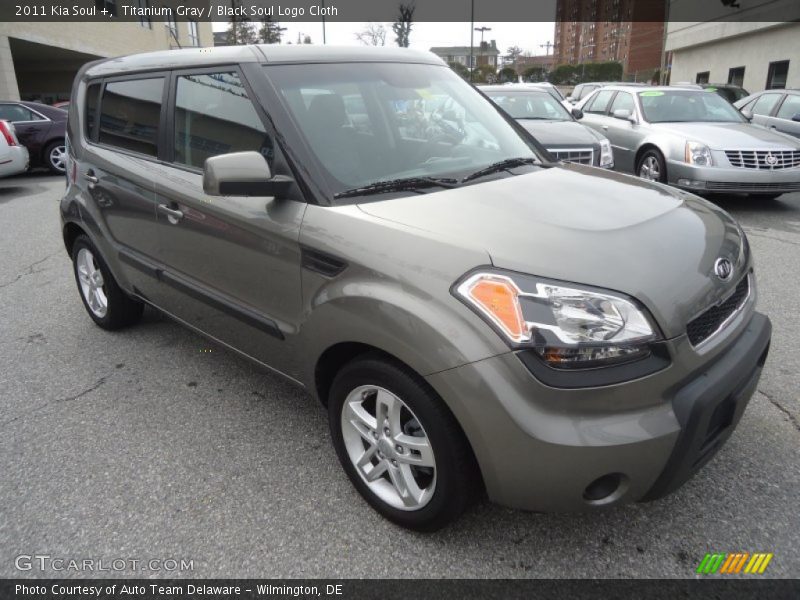 Titanium Gray / Black Soul Logo Cloth 2011 Kia Soul +