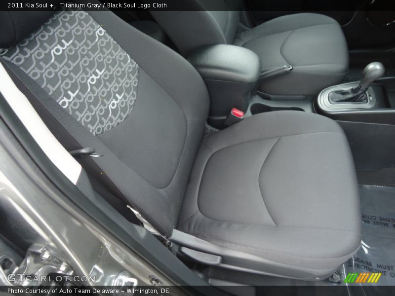 Titanium Gray / Black Soul Logo Cloth 2011 Kia Soul +