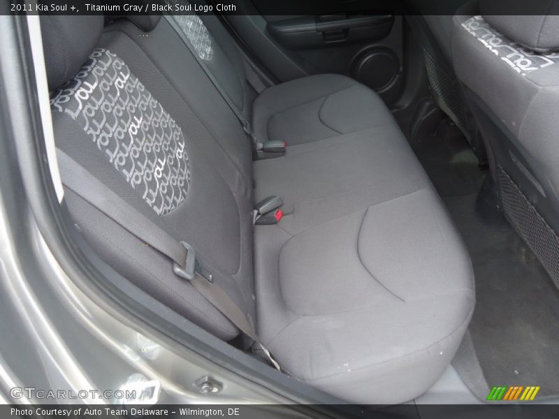 Titanium Gray / Black Soul Logo Cloth 2011 Kia Soul +