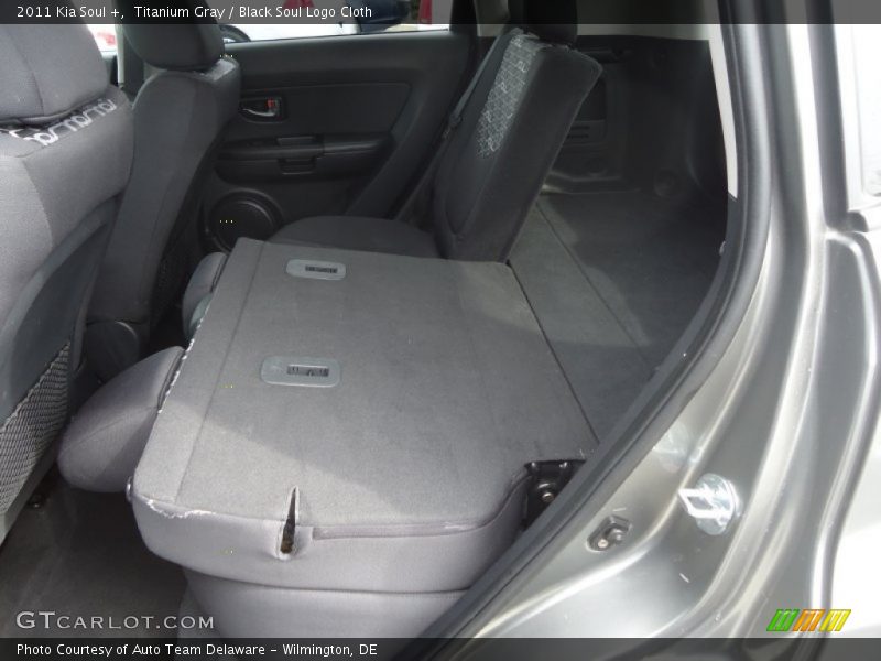Titanium Gray / Black Soul Logo Cloth 2011 Kia Soul +