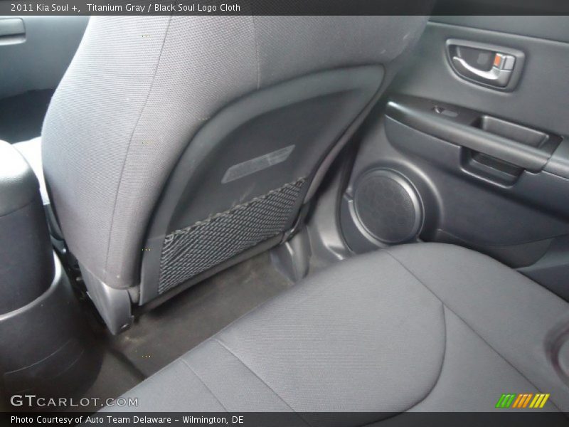Titanium Gray / Black Soul Logo Cloth 2011 Kia Soul +