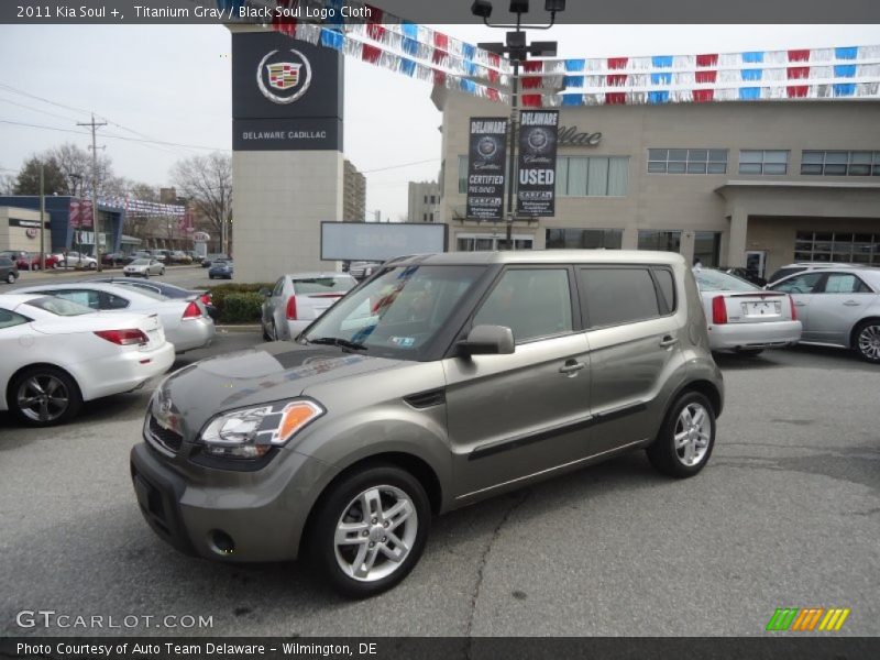 Titanium Gray / Black Soul Logo Cloth 2011 Kia Soul +