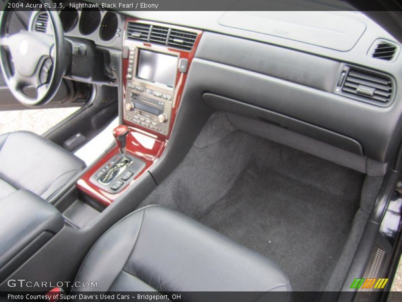 Dashboard of 2004 RL 3.5