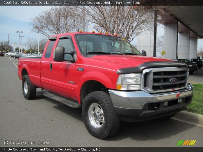 Front 3/4 View of 2003 F250 Super Duty Lariat SuperCab 4x4