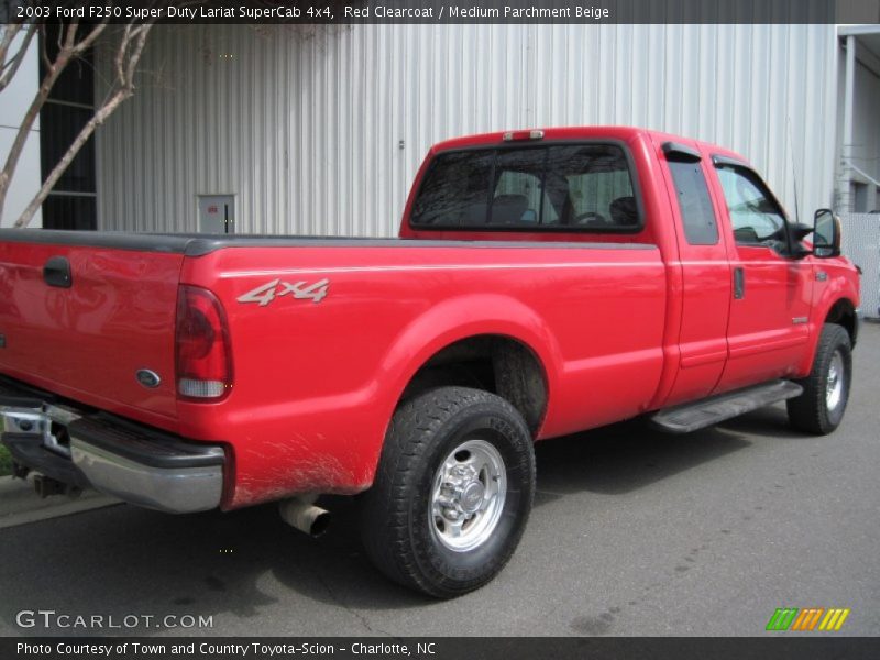 Red Clearcoat / Medium Parchment Beige 2003 Ford F250 Super Duty Lariat SuperCab 4x4