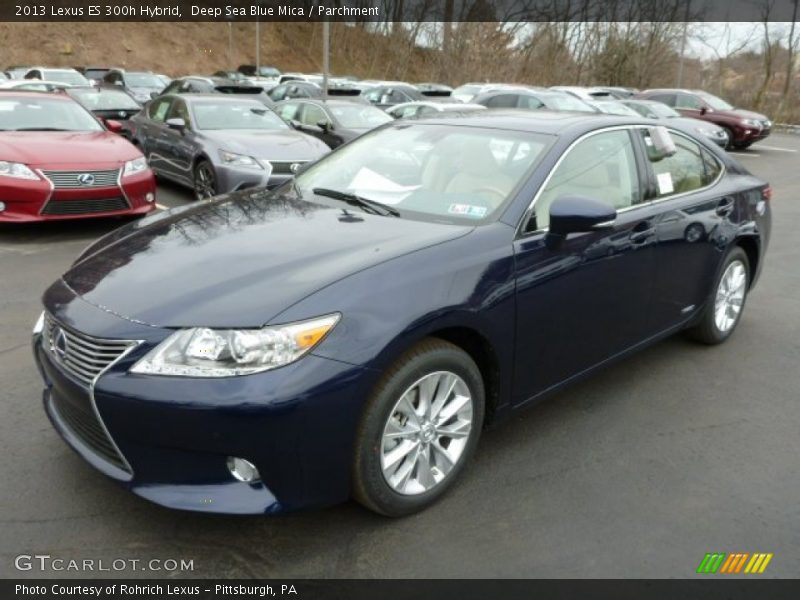 Deep Sea Blue Mica / Parchment 2013 Lexus ES 300h Hybrid