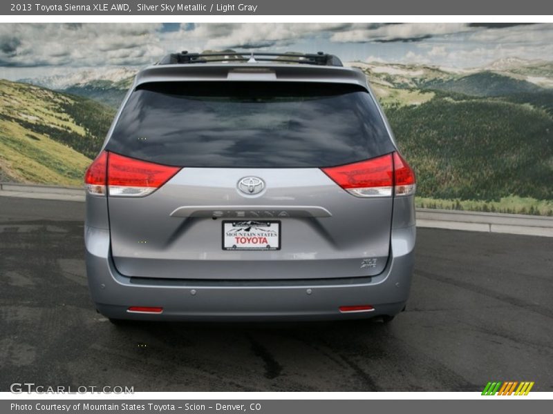 Silver Sky Metallic / Light Gray 2013 Toyota Sienna XLE AWD
