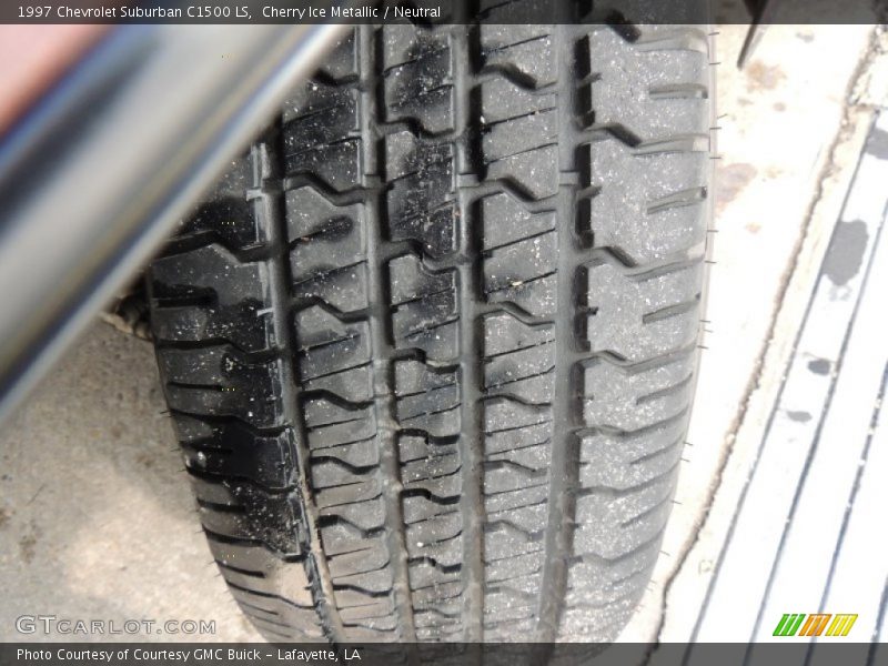 Cherry Ice Metallic / Neutral 1997 Chevrolet Suburban C1500 LS